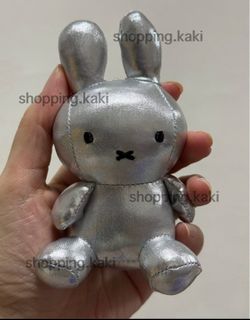 (Category: ) located in . Submitted by shopping.kaki (Listing ID 1464364945, Image 1). Description: .