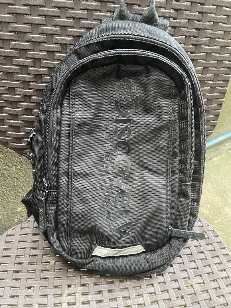 Body bag (Category: Backpacks) located in Cagayan de Oro. Submitted by kawaii_67trifted (Listing ID 1464471120, Image 3). Description: 350 each bag.