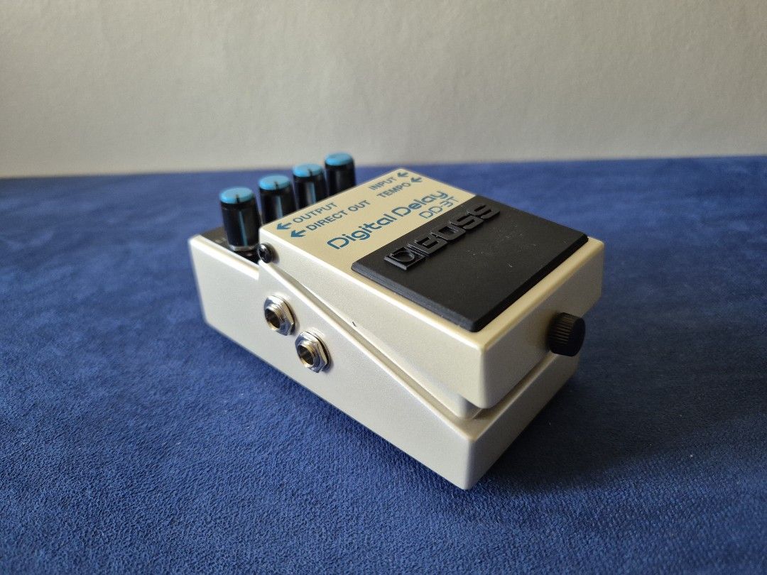 BOSS DD-3T Digital Delay Guitar Effects Pedal (Category: Musical Instruments) located in Bantay. Submitted by backyardcyclist (Listing ID 1464377525, Image 1). Description: - BOSS DD-3T Digital Delay pedal - Delivers classic delay tones - Features output, direct out, and input jacks - Includes tempo control for precise timing - Perfect for adding depth and dimension to your guitar sound - In good working condition. used only in my room.