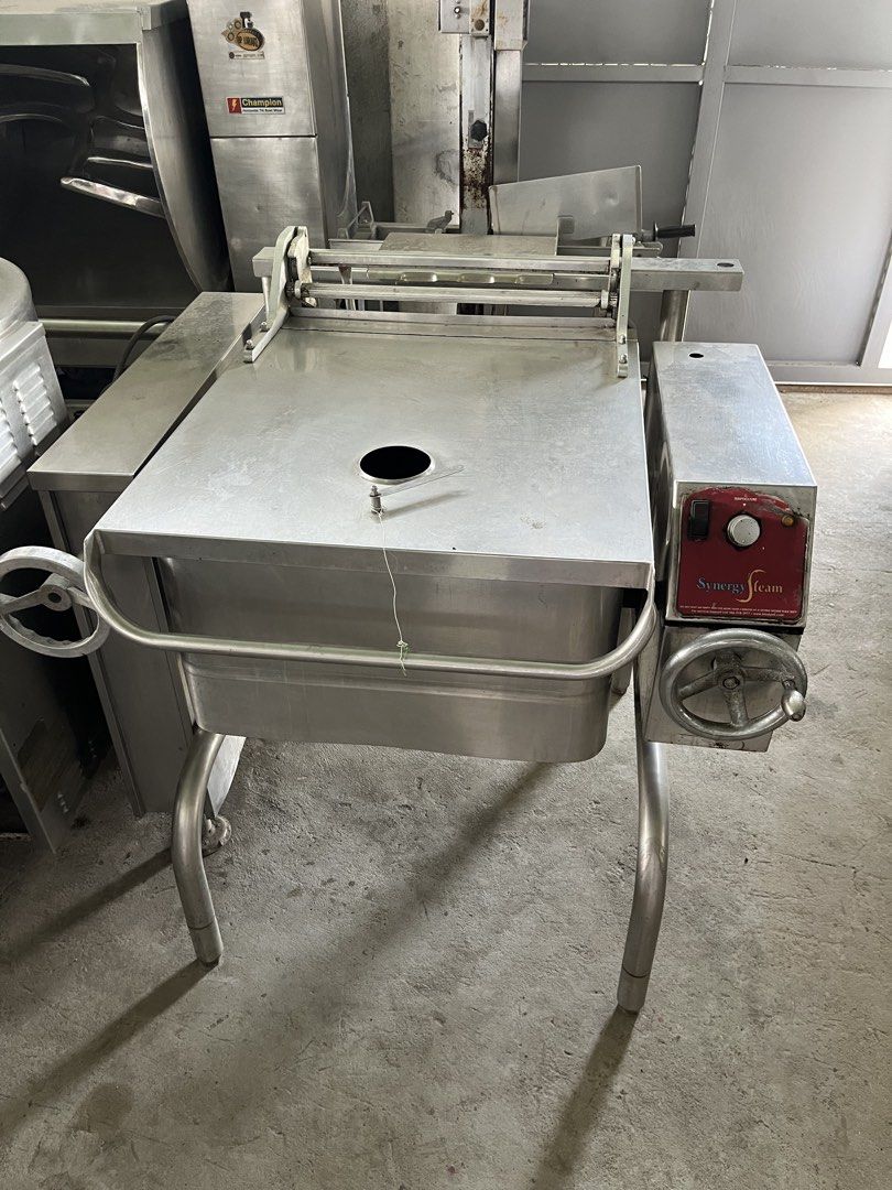 Braising Pans & Jacketed Kettle (Category: Industrial Equipment) located in Manila. Submitted by gpbarako (Listing ID 1464388490, Image 1). Description: BRAISING PANS & Steam Jacketed kettle BRANDS : BLODGETT/CROWS LPG Gas type , Made in USA Capacity: 30 gallons/ 120 liters Ideal for : Hotels and Commissary and Catering Services. For : Frying / Steaming, cooking Sauces , Cooking Kare Kare , Adobos , Etc cooking by bulk- big Productions .