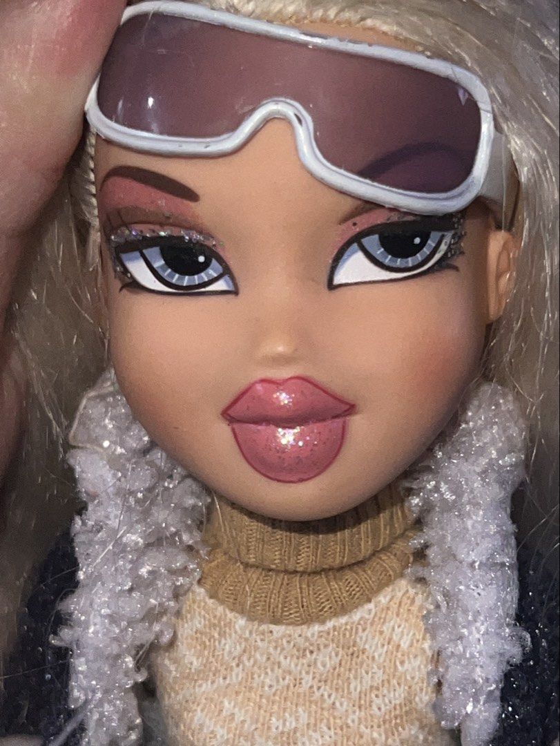 bratz 1st edition wintertime wonderland cloe (Category: Designer & Blind Box Toys) located in Quezon City. Submitted by nala555 (Listing ID 1464378616, Image 1). Description: 10/10 condition have to check on her accessories negotiable pampanga loc j&t or lalamove/meetup .