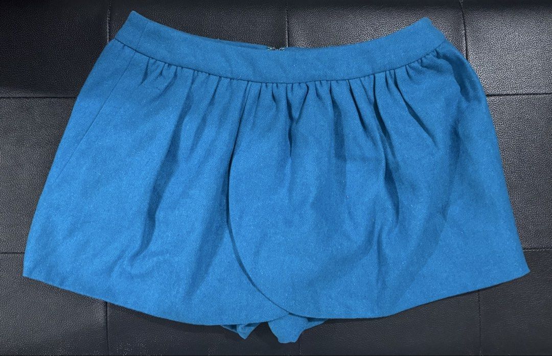 Bright Blue Bubble Skirt (Category: Skirts) located in Manila. Submitted by isaybelecloset (Listing ID 1464533901, Image 1). Description: Fits size 25-27 Never been used, recently found. RFS: Decluttering..