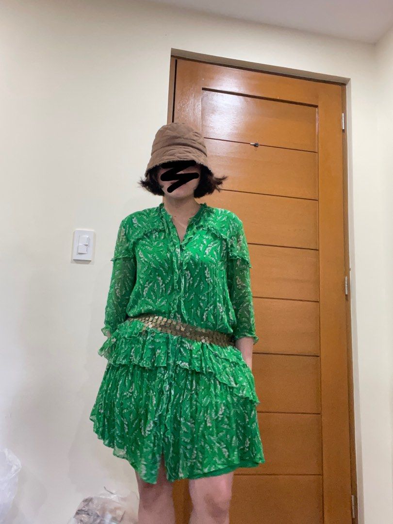 Bright Green boho-chic Dress (Category: Dresses) located in Baguio. Submitted by pawsome_closet (Listing ID 1464459402, Image 3). Description: Medium - large Color is bright green (may appear light and dull due to lighting).