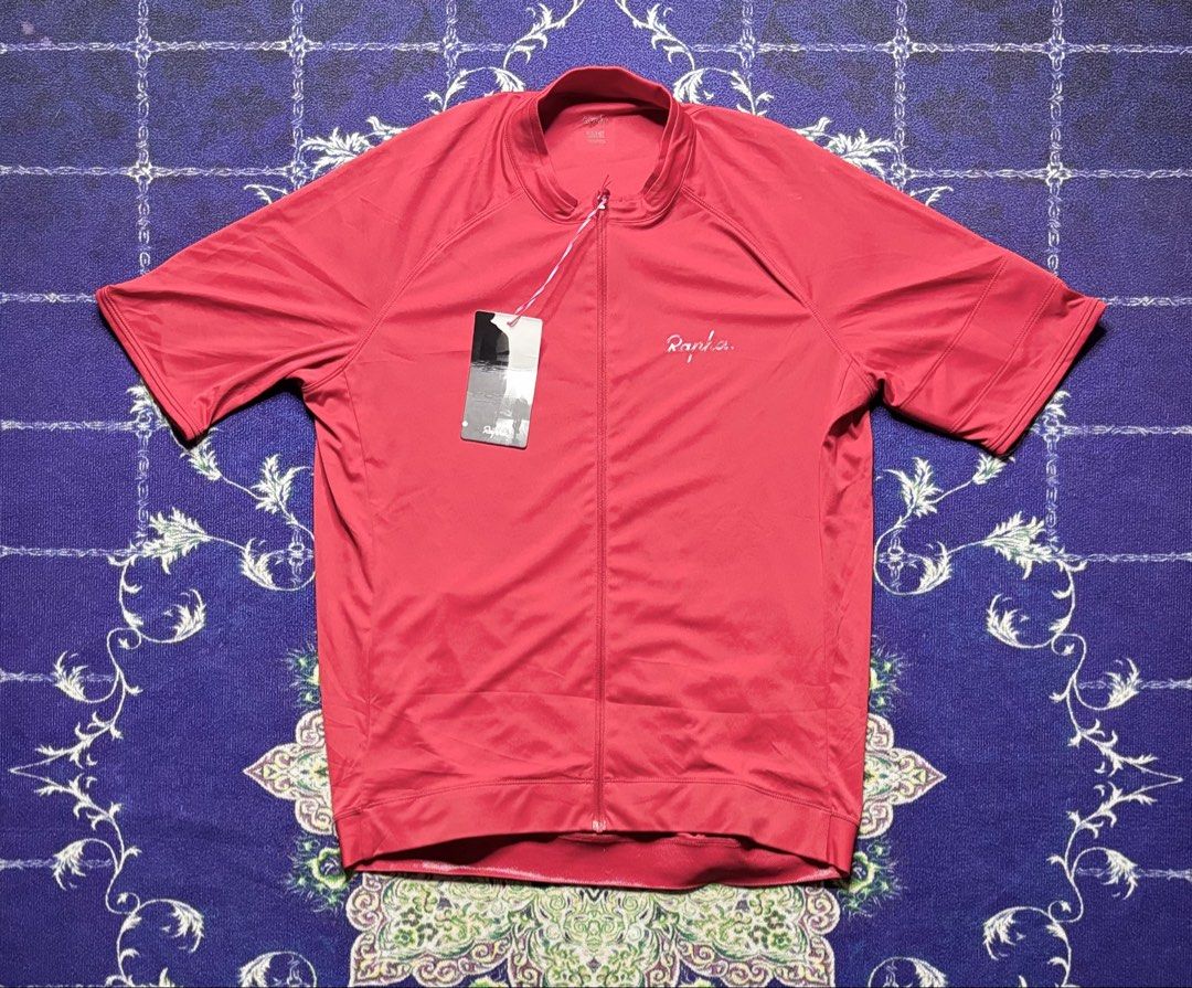 Bright Red Rapha Men's Core Jersey (Category: Tshirts & Polo Shirts ) located in Valenzuela. Submitted by telagram (Listing ID 1464469664, Image 1). Description: .