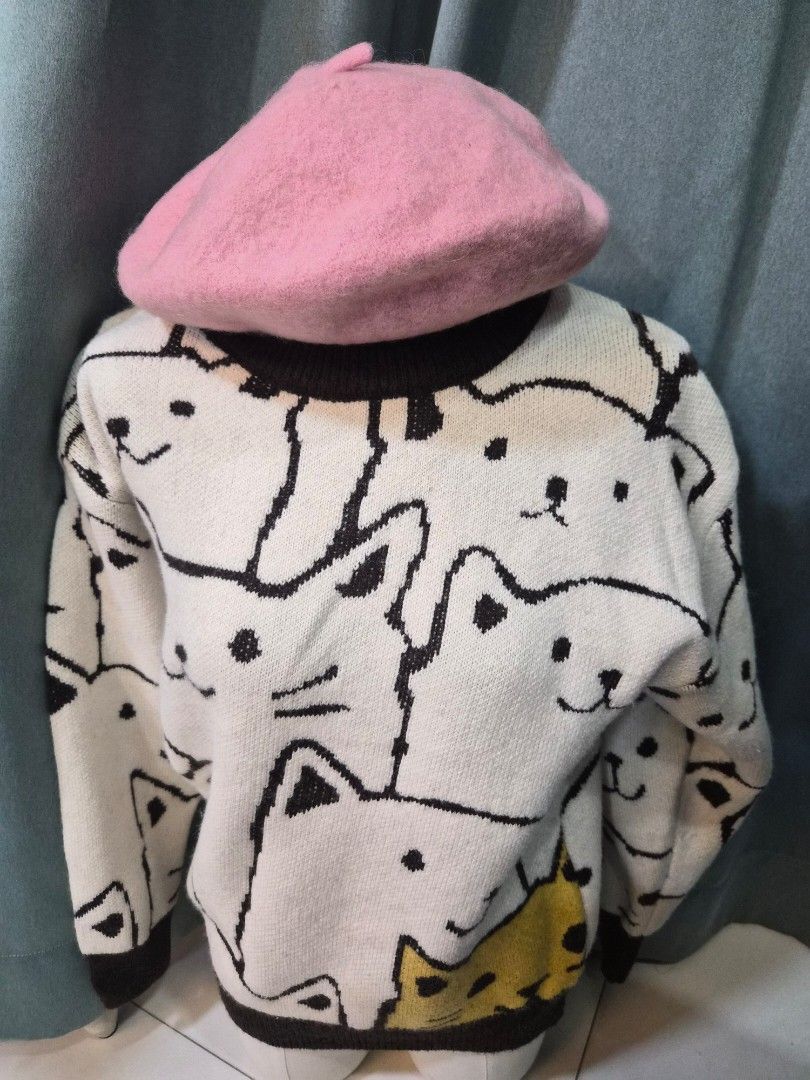 Bundle $20! (Category: Longsleeves) located in Singapore. Submitted by joceloh (Listing ID 1464402963, Image 2). Description: Take all $20!!! incl 6 pullovers (size S) & 2 beret!.