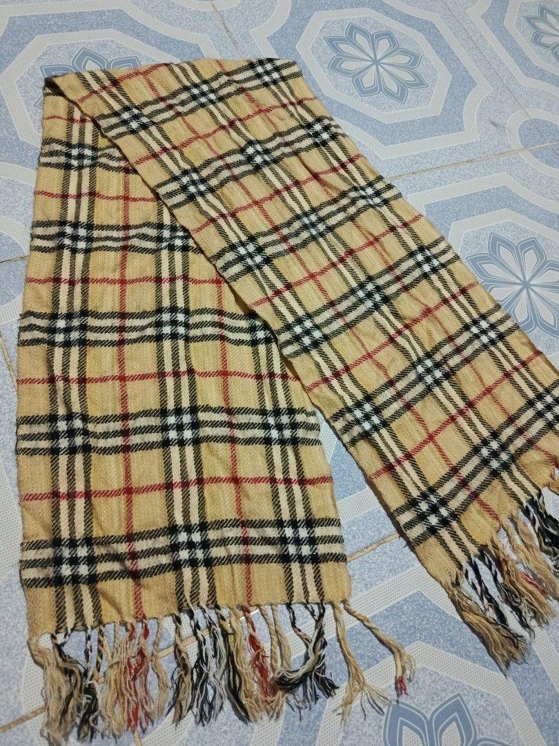 BURBERRY SCARF (Category: Announcements) located in San Jose del Monte. Submitted by thriftandzell (Listing ID 1464501903, Image 3). Description: GOOD CONDITION! ISSUE: NO TAGS.