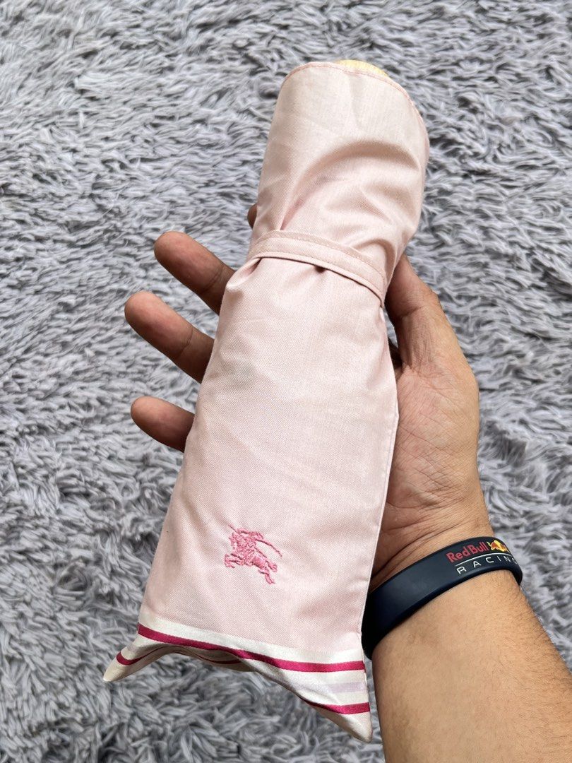 BURBERRY UMBRELLA (Category: Umbrellas) located in Dipolog. Submitted by janja2002 (Listing ID 1464407828, Image 1). Description: BRANDNEW DEADSTOCK JAPAN SURPLUS GALING.
