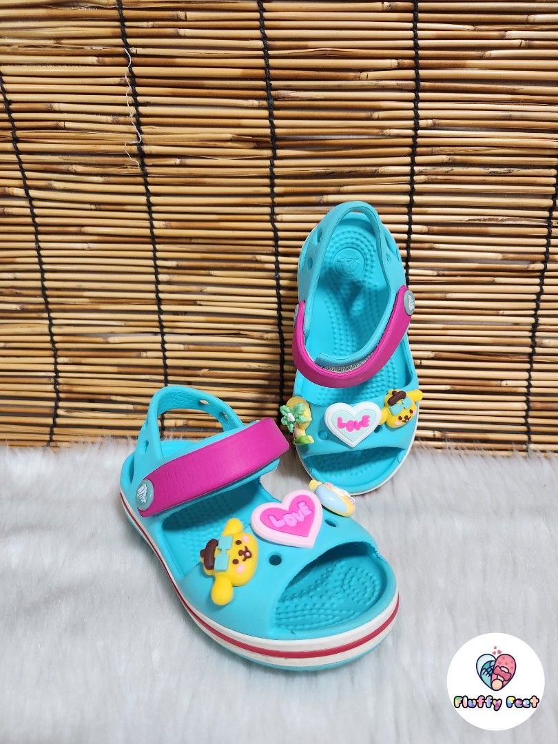 C7- Preloved Original Crocs for kids (Category: Babies & Kids Fashion) located in Navotas City. Submitted by FluffyFeet (Listing ID 1464515361, Image 2). Description: NEW ARRIVAL❗️ This is a PRELOVED ORIGINAL CROCS FOR KIDS‼️ Please managed your expectations ❤️ 📌 Strictly MINE NOW, PAY NOW ONLY❗️ (Unless suki na po na maayos kausap at iwas cancellation) 📌 You may ask for other photos before placing order/s STRICTLY NO RETURN, NO EXCHANGE UNLESS