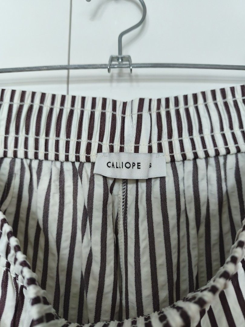 Calliope Stripe Pants (Category: Other Bottoms) located in Manila. Submitted by smilefashion08 (Listing ID 1464368725, Image 3). Description: Bought Calliope at SM MOA Waist 26-27 Length 38.