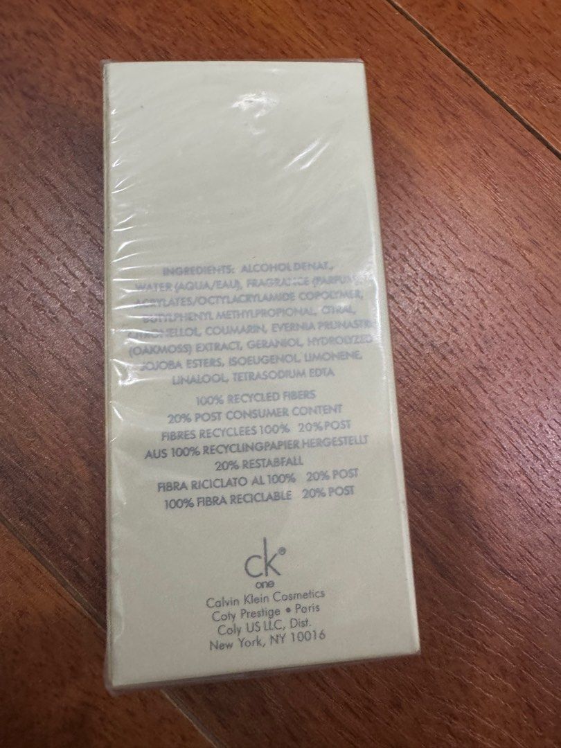 Calvin Klein CK One Eau de Toilette 20ml (Category: Fragrance & Deodorants) located in Makati City. Submitted by brandeditems4sale (Listing ID 1464442893, Image 2). Description: - CK One Eau de Toilette by Calvin Klein - Size: 20ml - Comes in original packaging - Ideal for travel or trying out the fragrance.