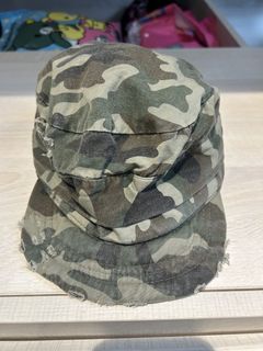 （分類：）位於 。 由 bjorklover93 提交（商品編號 1464420896，圖片 1）。簡介： 。
