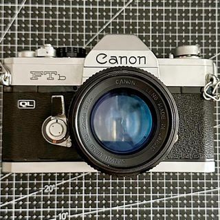 (Category: ) located in . Submitted by ronvintagecameras (Listing ID 1464360997, Image 1). Description: .