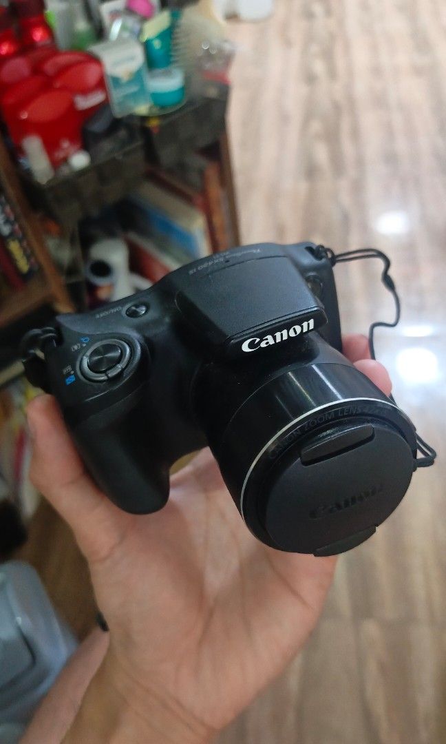 Canon Powershot SX420 IS (Category: Cameras) located in Manila. Submitted by forsythe26 (Listing ID 1464408913, Image 2). Description: Hindi na po nagagamit. A few times ko lang din to nagamit kaya maganda yung condition. Slightly negotiable.
