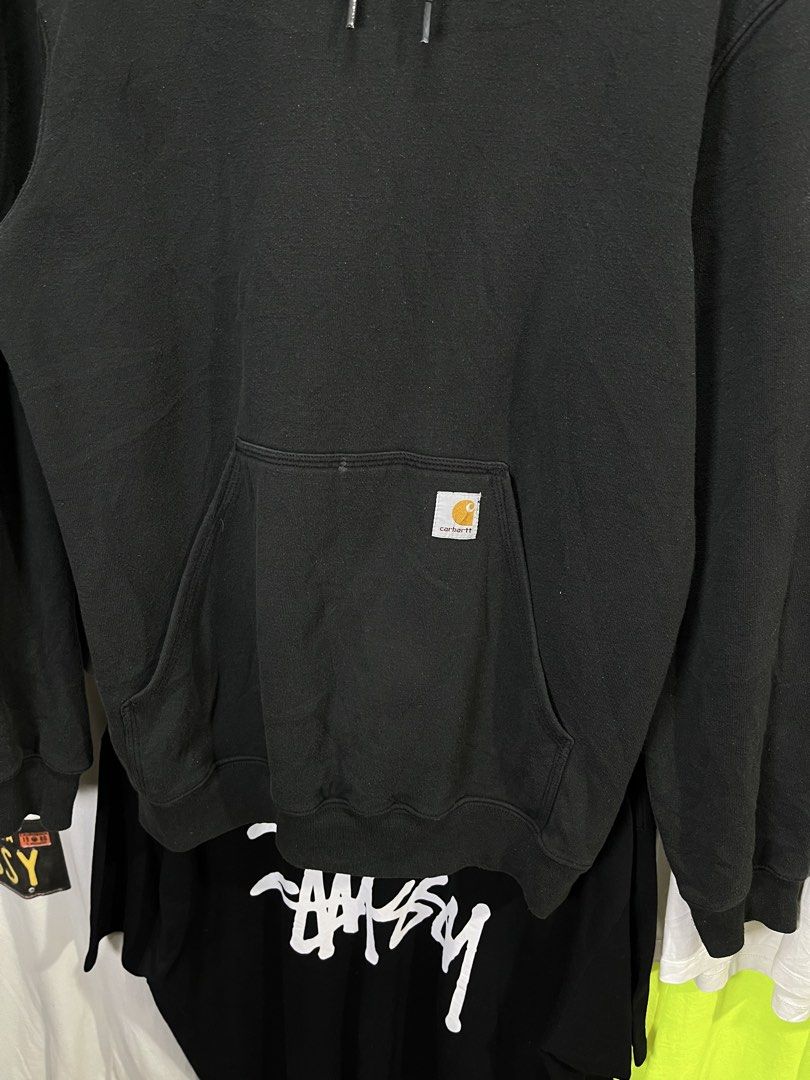 CARHARTT JACKET (Category: Coats, Jackets and Outerwear) located in Manila. Submitted by aldrenyap109491 (Listing ID 1464360286, Image 2). Description: 💎CARHARTT JACKET 🔳CONDITION:9.5/10 GOOD 🔳COLOR RATE:9.5/10 🔳DIMENSION:30X24 🔳BEST FIT: XL 🔳MOP:GCASH/CASH 🟥ISSUE: NEED WASH & MINIMAL LINTS MINE:₱900 (FREE SHIPPING) (AUTOMATICALLY YOURS) 📍 POBLACION PUROK 5 KOLAMBUGAN LDN (9207).