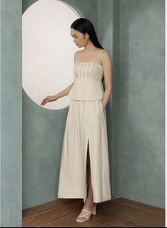 (Category: ) located in . Submitted by busywardrobe (Listing ID 1464398040, Image 1). Description: .