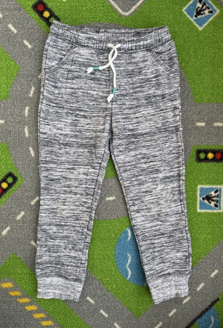 Cat & Jack Jogger Pants with Drawstring Jogging (Category: Babies & Kids Fashion) located in Rizal. Submitted by preloovved (Listing ID 1464446048, Image 1). Description: Comfy grey marled jogger pants with elastic waist, drawstring, side pockets, and cuffed ankles. Perfect for casual wear. Gray jogger pants with drawstring waist, front pockets, and ribbed cuffs. Comfortable, textured material. Perfect for casual wear. Preloved, 3yo, makapal Meet
