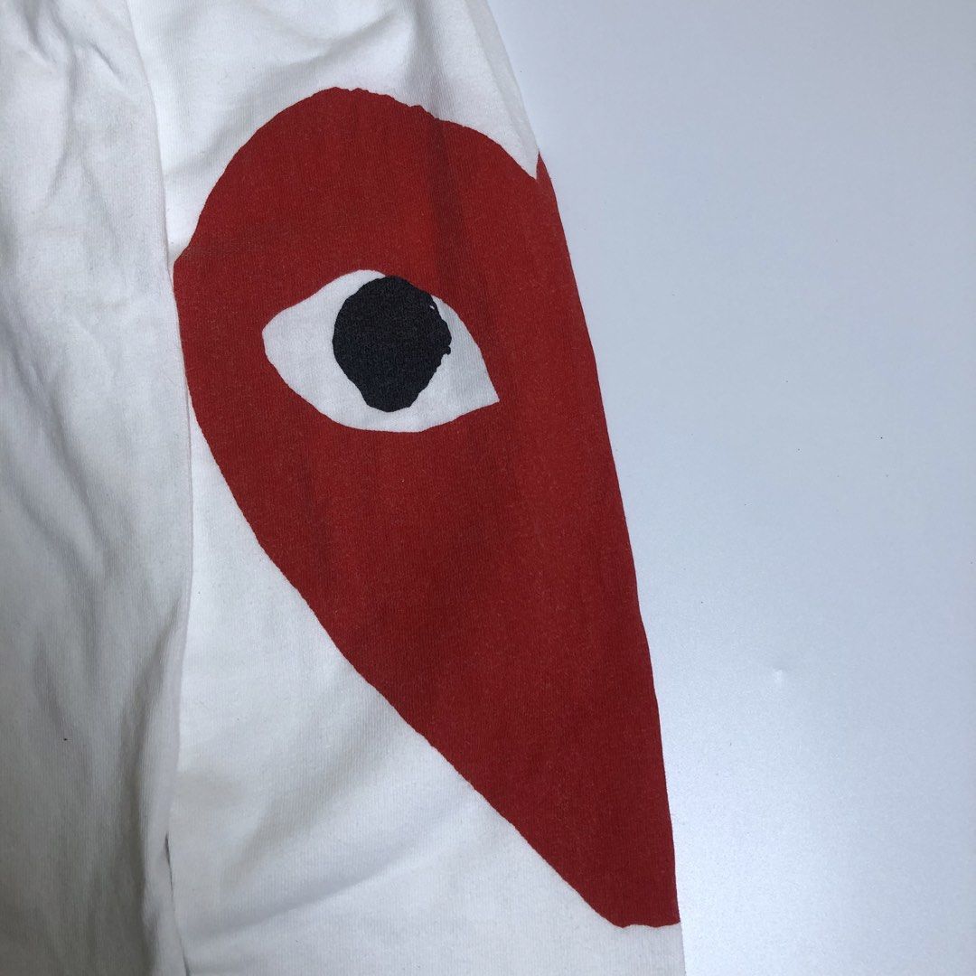 CDG PLAY (Category: Activewear) located in Caloocan City. Submitted by nothin2somethingallery (Listing ID 1464450765, Image 2). Description: Cdg Play Long Sleeve 20/30 |CR 9.5/10 VGOOD CONDI | NEED WASH ₱450🏷️ Binangonan Rizal.