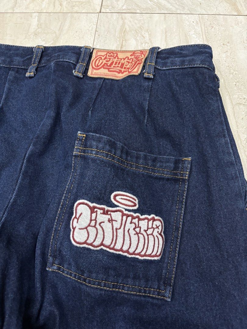 Centimeter Wide Leg Baggy Denim Pants (Category: Jeans) located in General Santos City (Dadiangas). Submitted by a.rt.eyes (Listing ID 1464548231, Image 3). Description: Embroidery patch logo Actual waistline 32-33 Length 36 Thigh 13 Knee 11 Hem 8.5 Excellent condition with no issues Color rate 10/10 Authentic Located in General Santos City, Mindanao. Shipping fee applies for buyers outside my location. Payment first only no COP or COD. Payments 