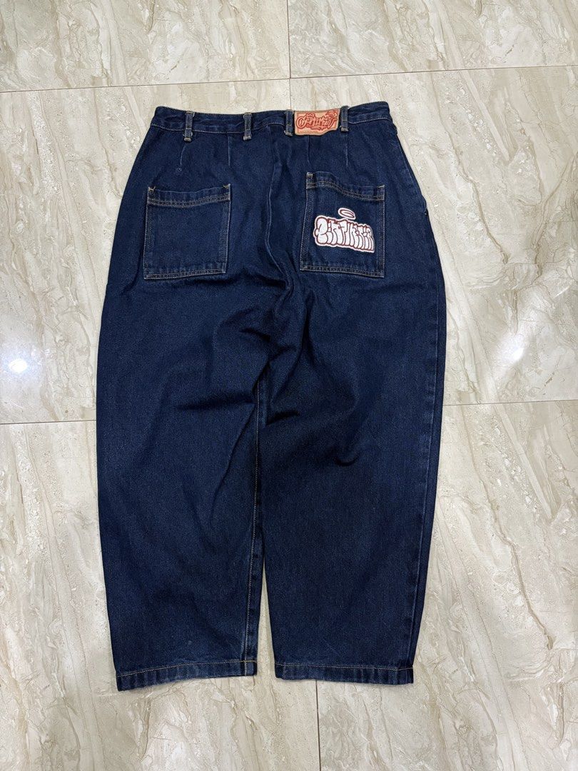Centimeter Wide Leg Baggy Denim Pants (Category: Jeans) located in General Santos City (Dadiangas). Submitted by a.rt.eyes (Listing ID 1464548231, Image 1). Description: Embroidery patch logo Actual waistline 32-33 Length 36 Thigh 13 Knee 11 Hem 8.5 Excellent condition with no issues Color rate 10/10 Authentic Located in General Santos City, Mindanao. Shipping fee applies for buyers outside my location. Payment first only no COP or COD. Payments 
