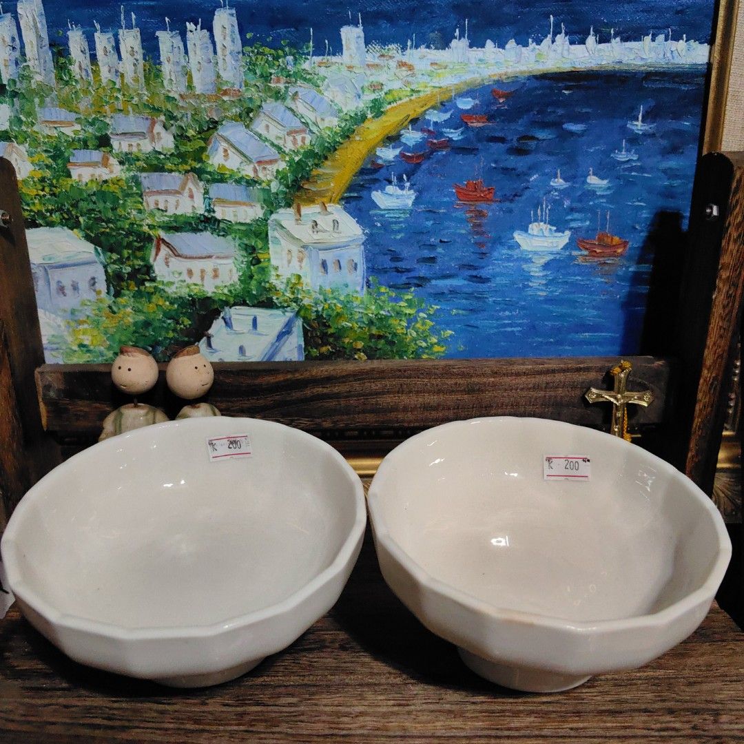 Ceramic snacks or fruit bowl (Category: Other Kitchenware & Tableware) located in Calamba. Submitted by princesspauliney. (Listing ID 1464457788, Image 2). Description: white ceramic footed bowl designed with a distinctive multi-faceted or panelled body and a matching pedestal base. This style of high-sided, stemmed tableware is widely utilized as a dessert cup, small compote dish, or a decorative footed presentation bowl for fruits and snacks. 2