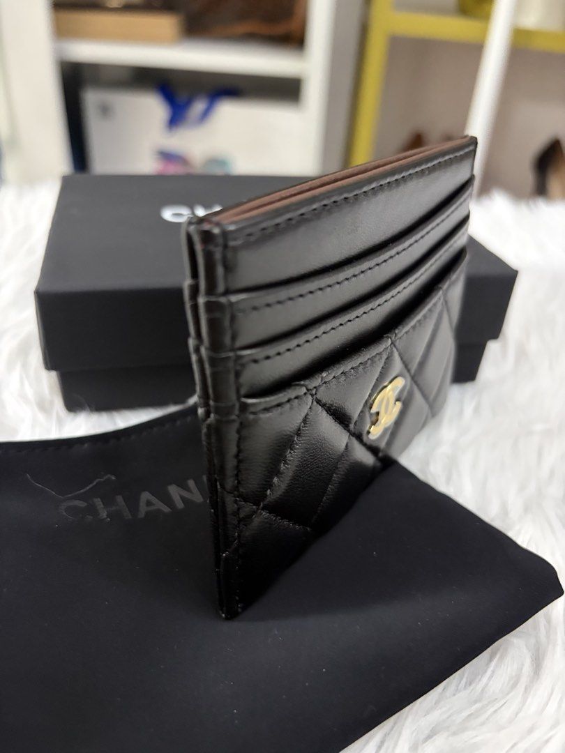 Chanel card holder (Category: Luxury Bags & Wallets) located in Dasmarinas. Submitted by jadasy_vintagefinds (Listing ID 1464389564, Image 3). Description: Chanel Card holder wallet Lambskin no hologram with box and dust bag only NGA/no papers/cert/receipt ‼️PLEASE TAKE TIME TO READ‼️ 🛑✋🏻 DON’T MAKE AN OFFER IF UNSURE. 🛑✋🏻 IF IN DOUBT, DON’T BUY. WILL SAVE US BOTH SOME TIME. ❌NO COD for No Profile Reviews/Ratings/locked profiles❌ ✅ Coded ukay
