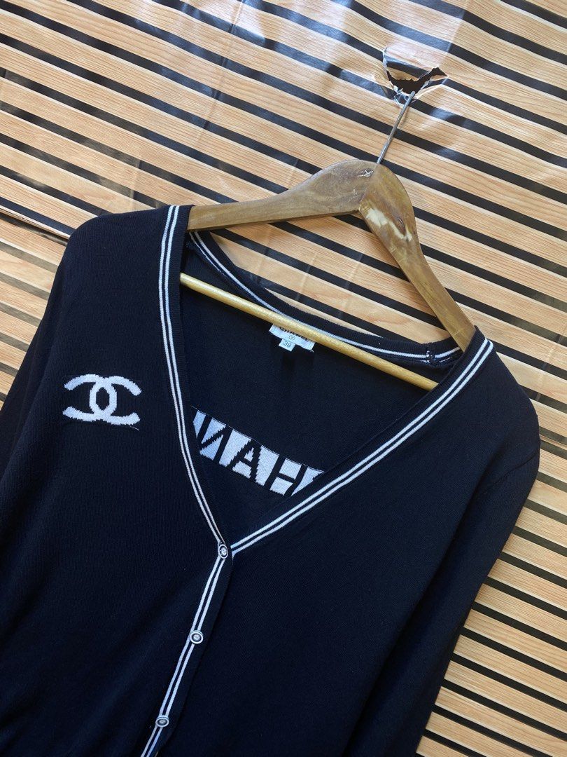 CHANEL CARDIGAN (Category: Longsleeves) located in Makati City. Submitted by drip.poww (Listing ID 1464534439, Image 3). Description: - Authentic Chanel - Color: Black - Size: Large - Dimes: 22x23 - Authentic - Excellent condition - Need wash, fresh from bale - Material: 100% Cotton Please don’t expect too much—these are thrifted (ukay) items. 😊 !!STILL NEGOTIABLE!!.