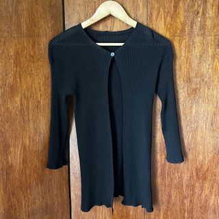 (Category: ) located in . Submitted by handmedownfinds (Listing ID 1464374712, Image 1). Description: .