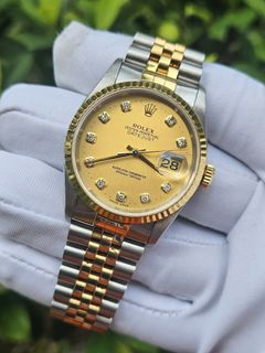 (Category: ) located in . Submitted by 2am.watches (Listing ID 1464544321, Image 1). Description: .