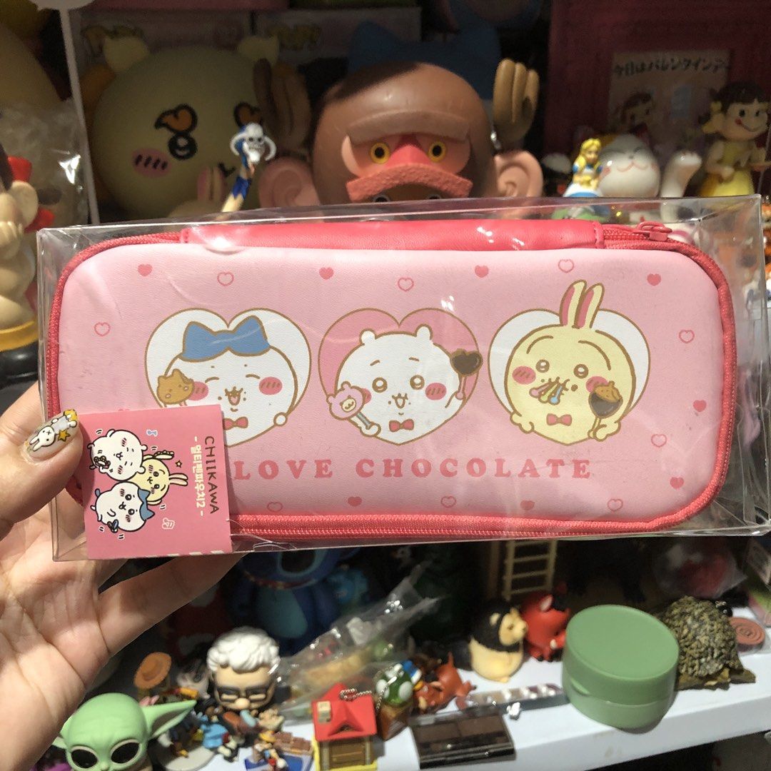 Chiikawa Pen Case (Category: Everything Else Others) located in Quezon City. Submitted by kitsune.treasures (Listing ID 1464480671, Image 1). Description: *First to pay policy! *1 day reservation only. Failure to pay on time, auto cancel. 📍Quezon City * MOD: J&T | Lalamove * MOP: GCASH | BPI 📦ON HAND AND READY TO SHIP! CONDITION: WHAT YOU SEE IS WHAT YOU GET. Dimensions: Kindly check the photos for the actual measurements. Please check all the 