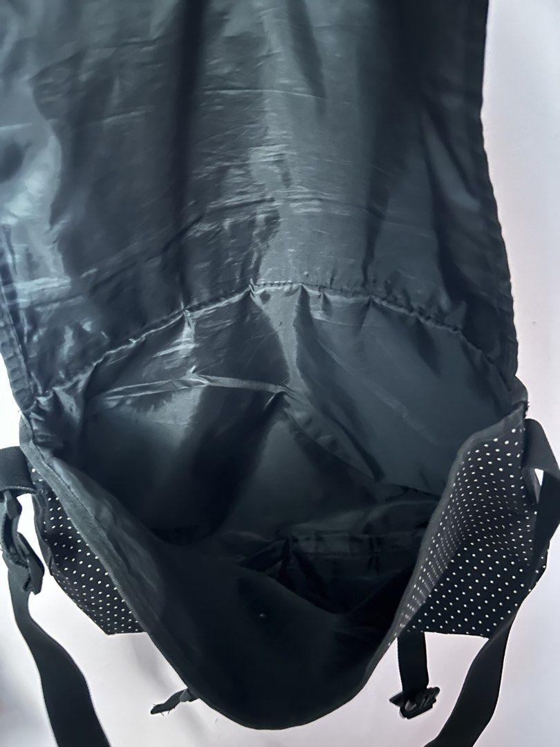 chocoolate messenger/sling bag (Category: Sling Bags) located in Pasig City. Submitted by haechanchichan (Listing ID 1464391024, Image 3). Description: -item's condition is as is on the photo posted -can fit up to 15 inch laptop.