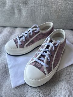 （分類：）位於 。 由 madamchar 提交（商品編號 1464365034，圖片 1）。簡介： 。