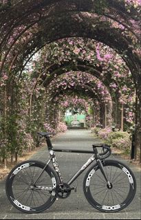 (Category: ) located in . Submitted by bry.bikes (Listing ID 1464073253, Image 1). Description: .