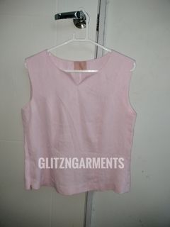 (Category: ) located in . Submitted by glitzngarments (Listing ID 1464540766, Image 1). Description: .
