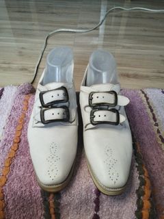 (Category: ) located in . Submitted by alluringvenus.thriftshop (Listing ID 1464441207, Image 1). Description: .