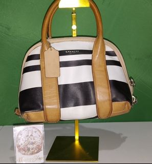 (Category: ) located in . Submitted by 11eleven.shop (Listing ID 1464528627, Image 1). Description: .