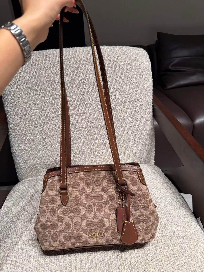 Coach Elise Shoulder Bag (Category: Shoulder Bags) located in Manila. Submitted by btdcbagtrendsdcapul.2 (Listing ID 1464501663, Image 2). Description: Inclusion: Tag, Carecard, Paper Bag, Dustbag, Limited stocks only 📩 Dm for inquiries .