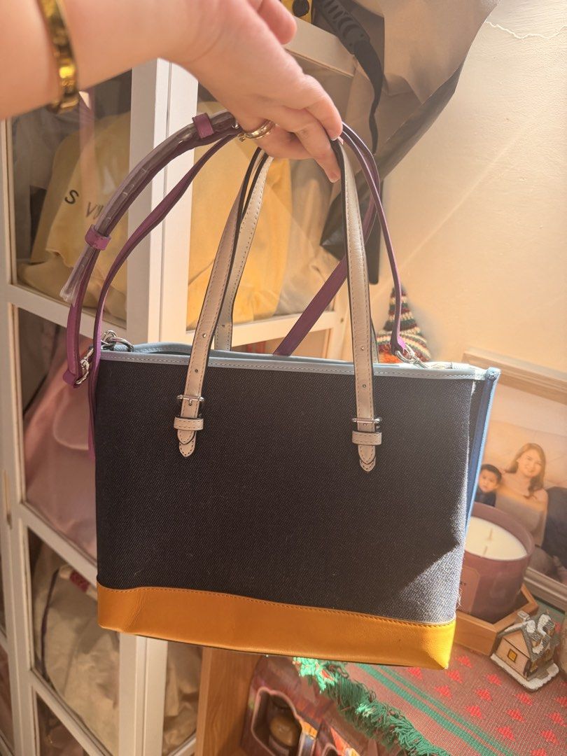 Coach Mollie 25 color block (Category: Luxury Bags & Wallets) located in Santa Barbara. Submitted by VethClosetPH (Listing ID 1464374535, Image 2). Description: 100% Original No flaw Like new Made in PH Replaced sling with coach .