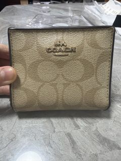 （分類：）位於 。 由 green_5stars 提交（商品編號 1464460704，圖片 1）。簡介： 。