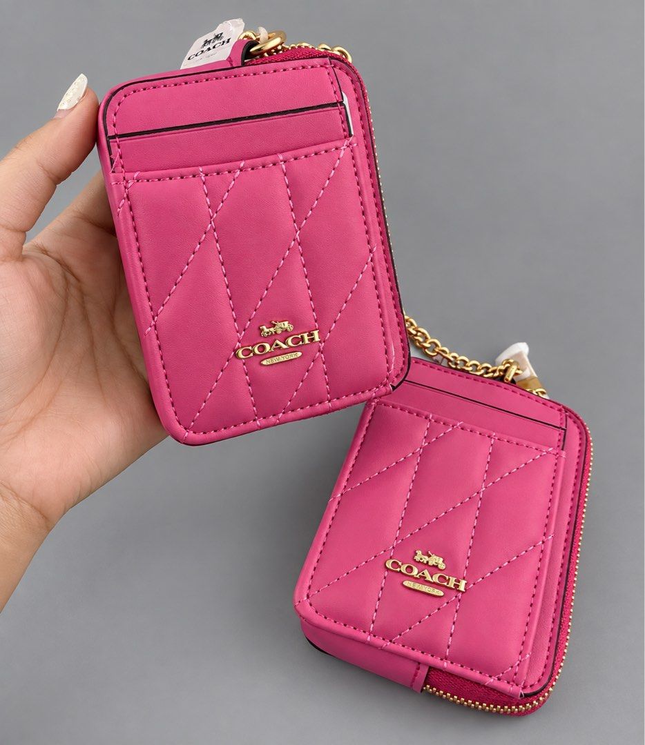 Coach Zip Card Case Wallet (Category: Wallets & Card holders) located in Binan City. Submitted by pinkykeenshop (Listing ID 1464555441, Image 1). Description: .