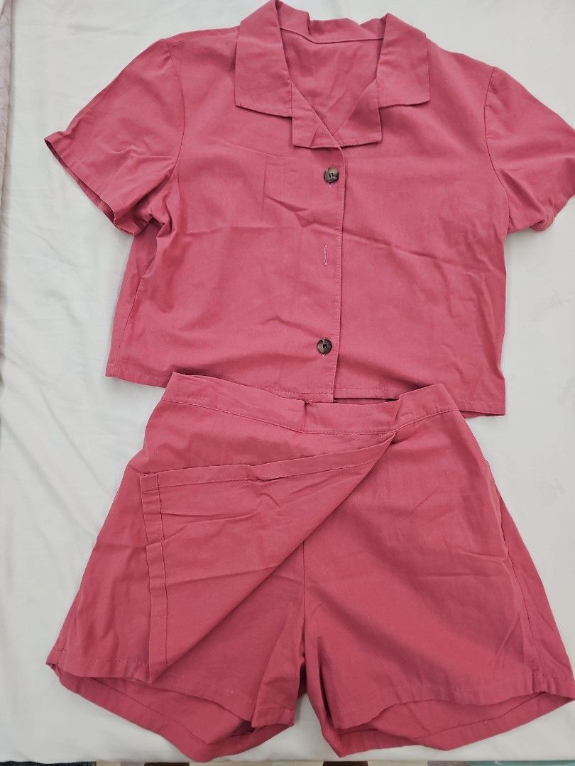 Collared Crop Top and Skort Set (Category: Sets or Coordinates) located in Muntinlupa City. Submitted by shoptitak (Listing ID 1464477492, Image 1). Description: - Adorable collared crop top with button details. - Comes with a matching skort. - Skort features a comfortable elastic waistband. - Ideal for casual outings or beach days. - Versatile for mixing and matching with other outfits. - Sold as a complete set..