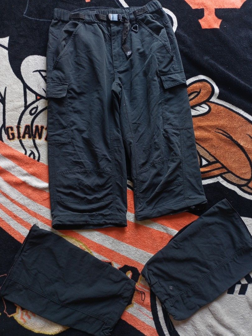 Columbia Convertible Belted Pants (Category: Trousers) located in Castilla. Submitted by stignapamorma (Listing ID 1464459479, Image 3). Description: Convertible Belted Pants ( Thrifted ) Size - 27-32x40 Condition - Excellent Color Rate - 9/10 Issue - None Price - 650+SF.