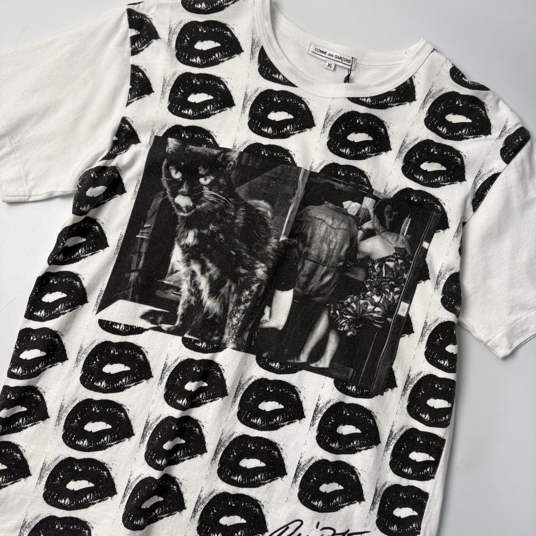 Comme des Garcons (Category: Tshirts & Polo Shirts ) located in Quezon City. Submitted by beastmnl (Listing ID 1464430224, Image 3). Description: Dimension 21 width 27.5 length .