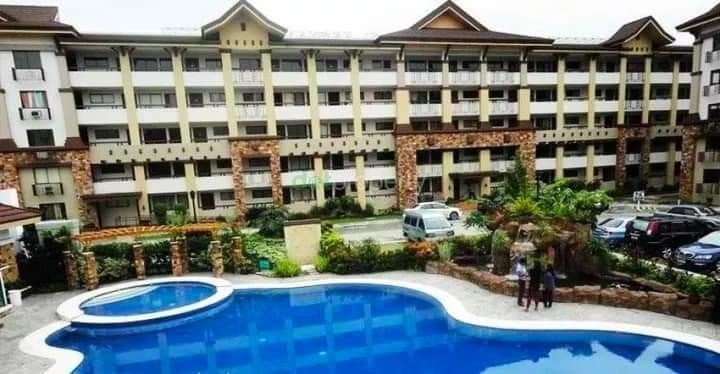 Condo Unit for Rent Bali Oasis Phase 1 (Category: Apartments & Condos) located in Quezon City. Submitted by rhacquel_572 (Listing ID 1464378289, Image 3). Description: CONDO FOR RENT: 2 BEDROOMS WITH GARDEN SPACE 📍Bali Oasis Building 4 (Surabaya) - Santolan, Pasig City along Marcos Highway near LRT2 Santolan Station 👮‍♂️Mid rise Condo with 24/7 security Managed by Filinvest 🚪 Furnished 🛌 2 bedrooms, 1 toilet and bath 🔑RFO with power and wate