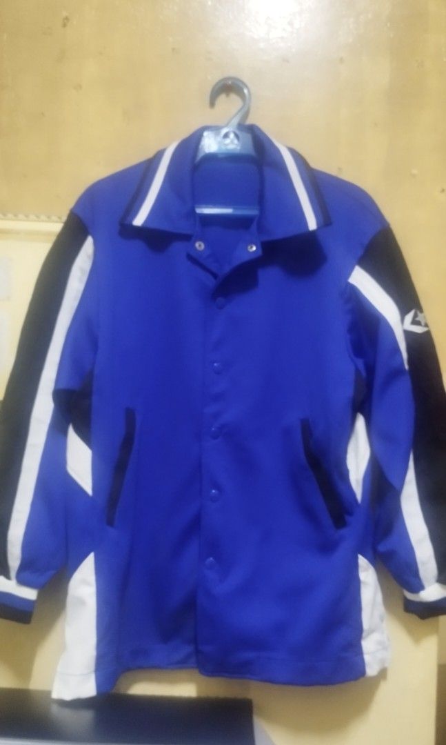 Converse Collared Varsity Jacket (Category: Coats, Jackets and Outerwear) located in Baguio. Submitted by alu22 (Listing ID 1463282691, Image 1). Description: Converse Collared Varsity Jacket ✓No issues, just needs wash ✓Small on tag, best fit medium 📍Baguio City.