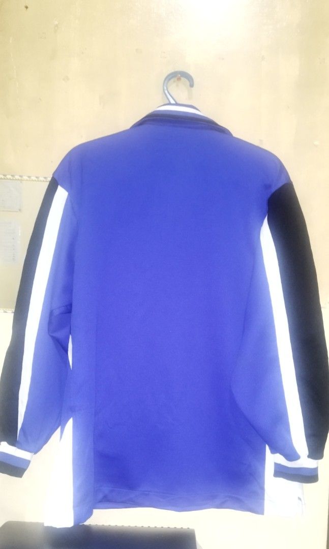 Converse Collared Varsity Jacket (Category: Coats, Jackets and Outerwear) located in Baguio. Submitted by alu22 (Listing ID 1463282691, Image 2). Description: Converse Collared Varsity Jacket ✓No issues, just needs wash ✓Small on tag, best fit medium 📍Baguio City.