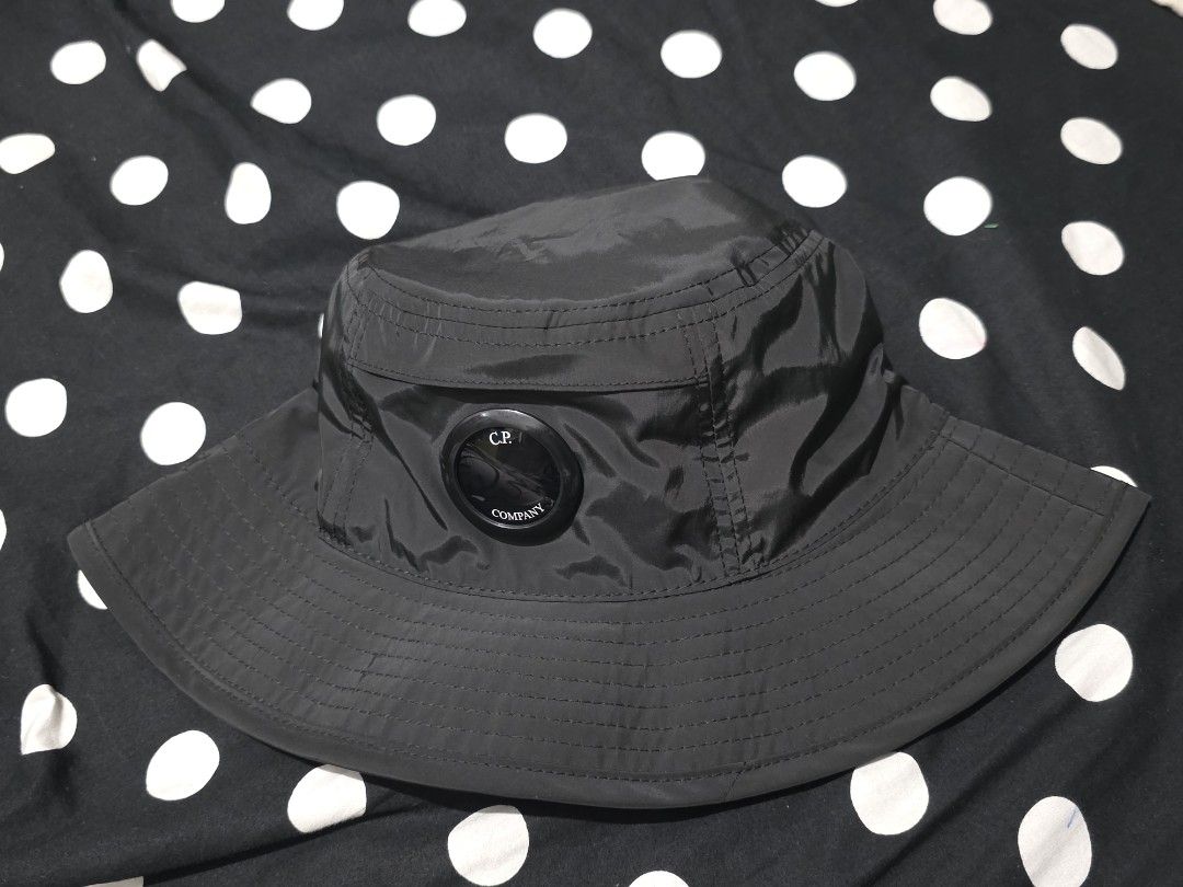 C.P. Company Bucket Hat (Category: Caps & Hats) located in Baguio. Submitted by chr0m3_h3arts (Listing ID 1464477213, Image 1). Description: 👨: Ano po issue? Me: Wala po. 👨 How much po? Me: 1500+sf po. 👨: Location? Me: Baguio City po not faded po, lighting lang po 10/10 condition and color rate.