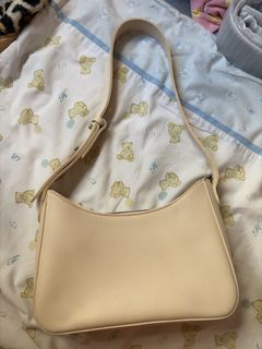 （分類：）位於 。 由 helenli_ 提交（商品編號 1464433556，圖片 1）。簡介： 。