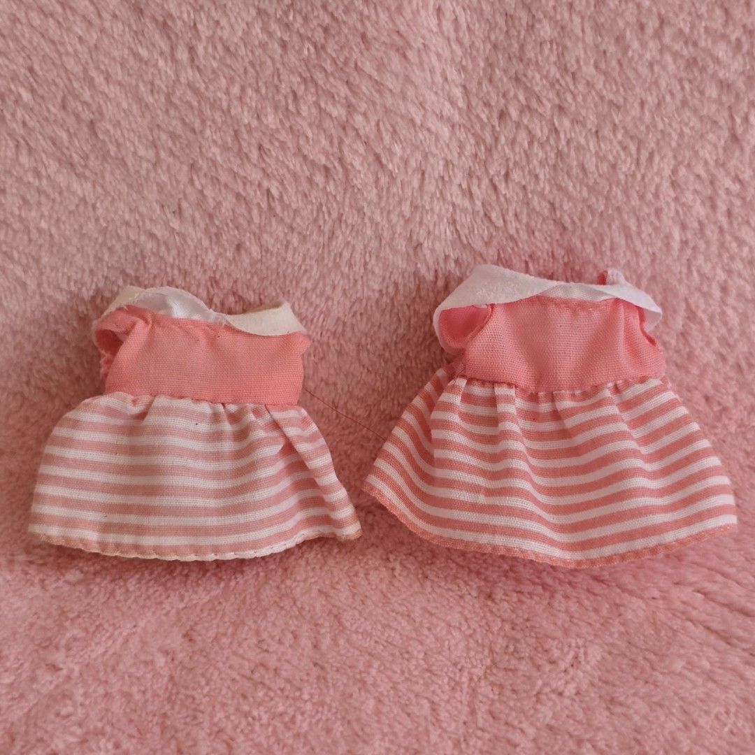 CRITTERS CLOTHES (Category: Kids Toys) located in Quezon. Submitted by blushreloved (Listing ID 1464464289, Image 1). Description: Selling As Is.