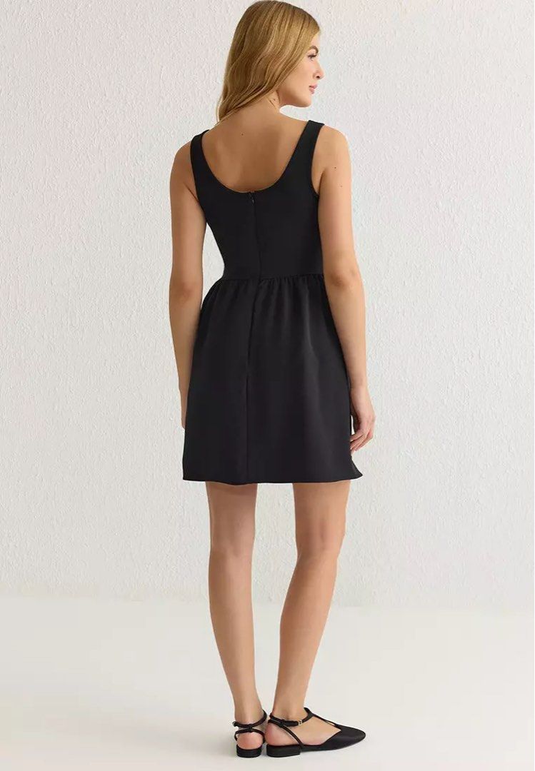 CYNTHIA ROWLEY (Category: Dresses) located in Manila. Submitted by jean777_love (Listing ID 1464564454, Image 2). Description: Can fit to small to medium frame.