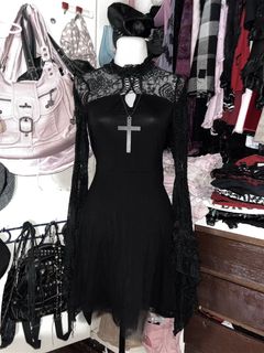 (Category: ) located in . Submitted by shoplikeisa (Listing ID 1464380396, Image 1). Description: .